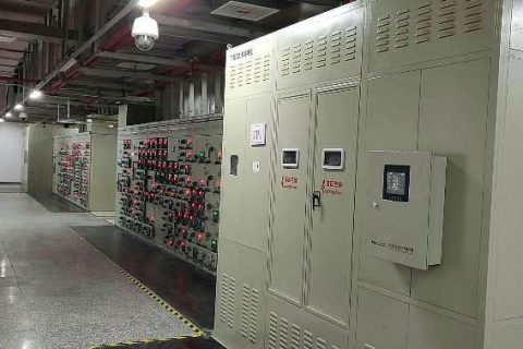 特变电工开关柜温控器现场案例